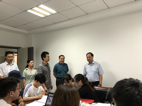 AG官网
研究生迎新工作顺利开展