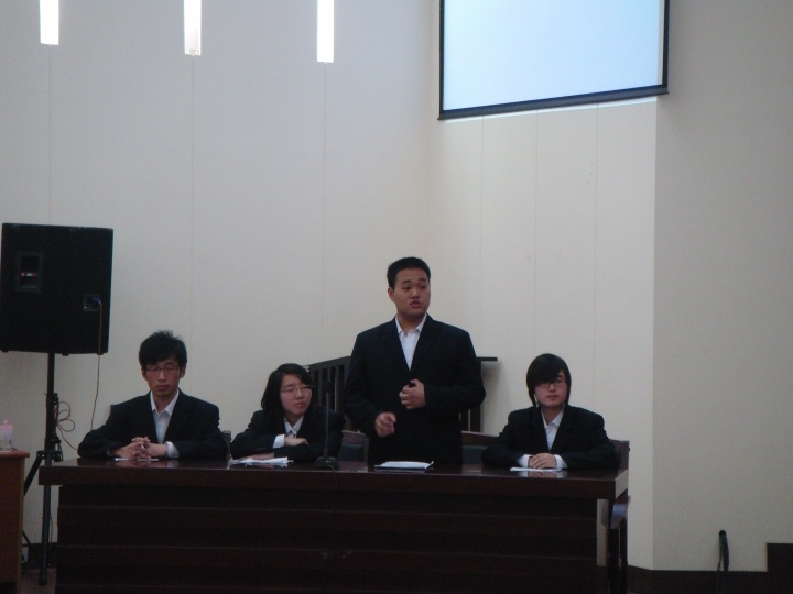 AG官网
参加“模拟两会”荣获第三