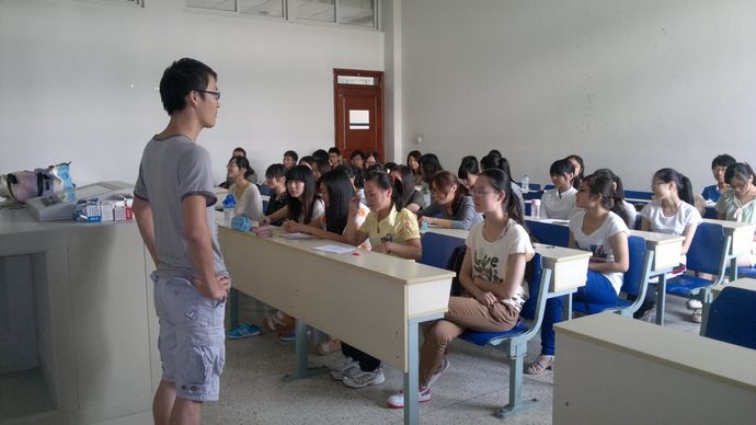 AG官网
暑期社会实践经验交流主题班会陆续举行